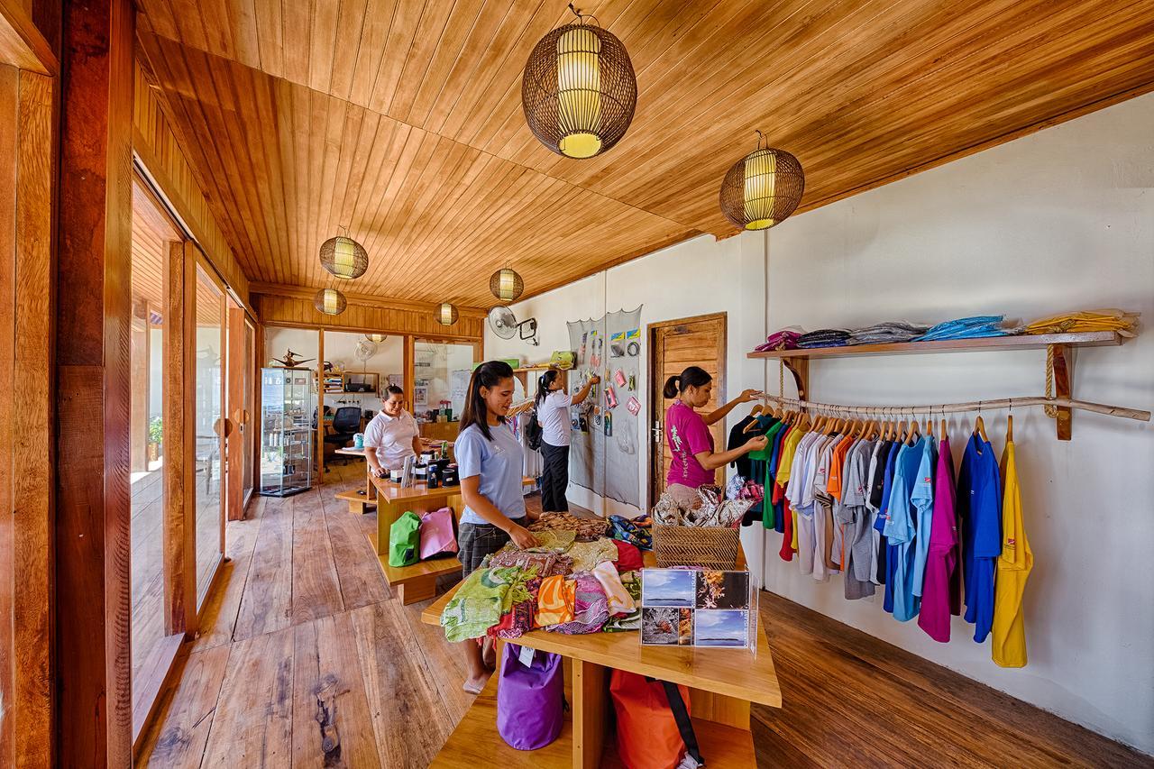 Kuda Laut Boutique Dive Resort Бунакен Экстерьер фото