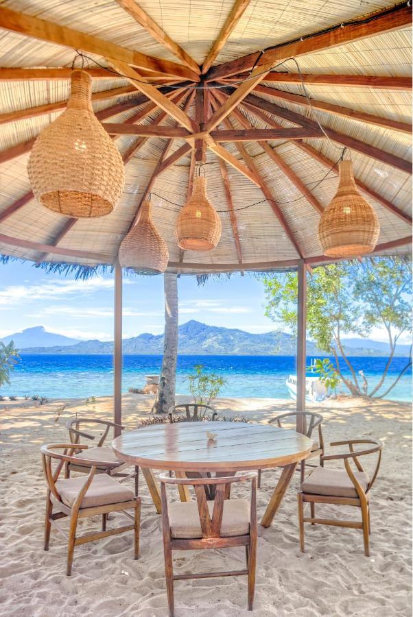 Kuda Laut Boutique Dive Resort Бунакен Экстерьер фото