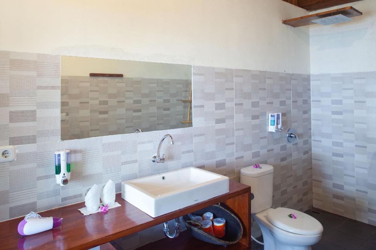 Kuda Laut Boutique Dive Resort Бунакен Экстерьер фото